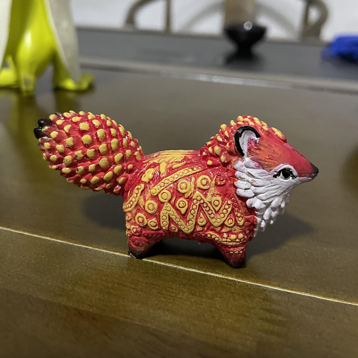

Resin Crafts Decoration New Small and Cute Totem Fox Desktop Study Living Room Decoration Toy Festival Handmade Birthday Gift 7x3.5x3.5cm