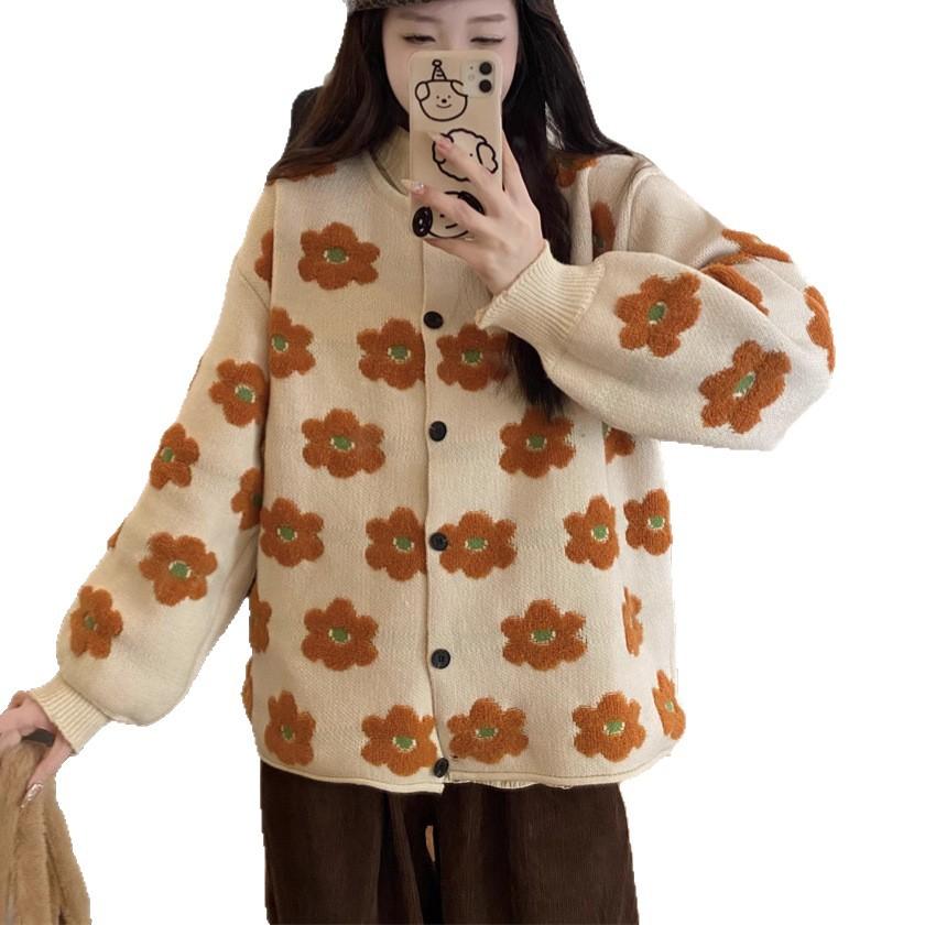 Flower knitted sweater jacket women's autumn and winter new Korean version sweet age reduction outer with loose lazy wind sweater cardigan