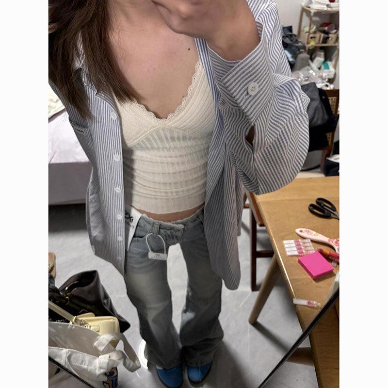 Damen Schlagjeans in Übergröße mit Spitzenbesatz – Sommerstil, Weiter Bein, Zerrissen, Bodenlang.