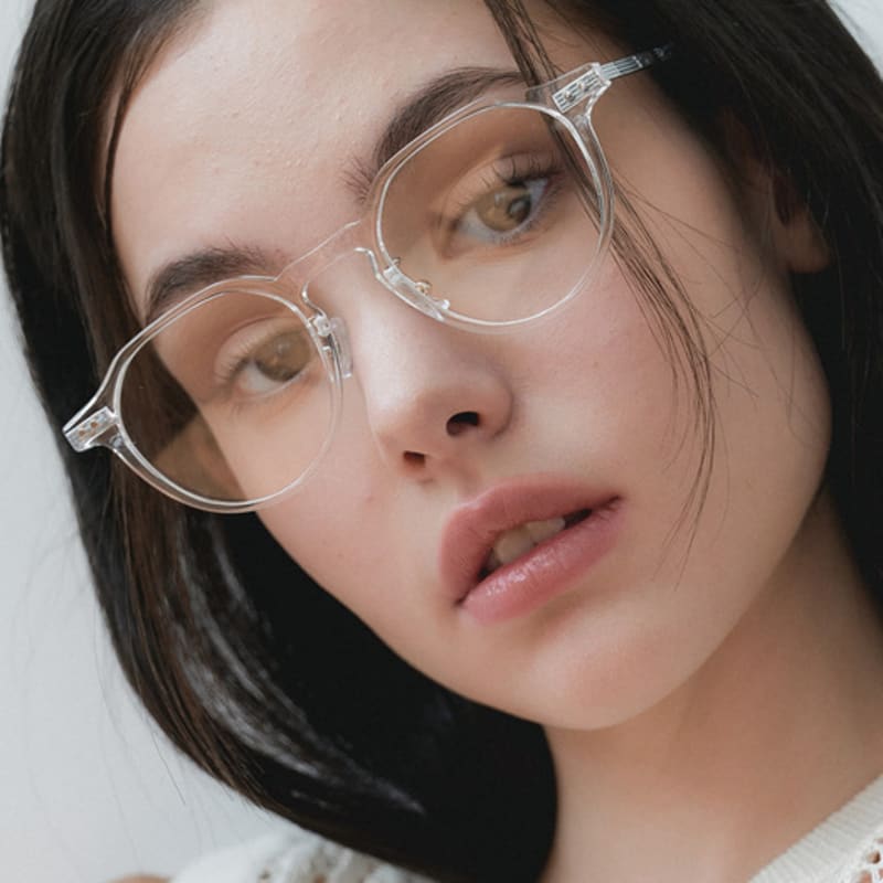 

One Brilliant Wrenlee-OB422-Crystal FREE