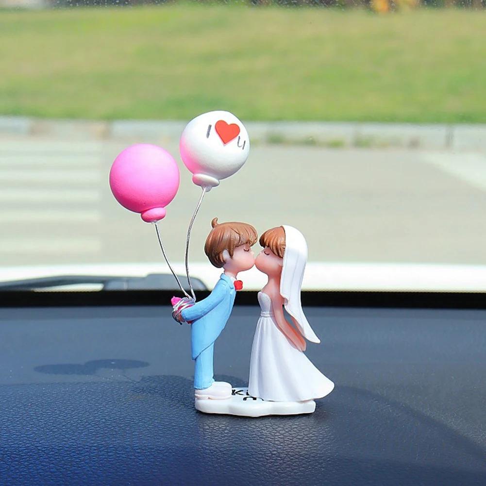 2Pcs/Set New Creative Cute Couple Decoration Center Console Rearview Mirror Girl Goddess Car Interior Decoration Supplies