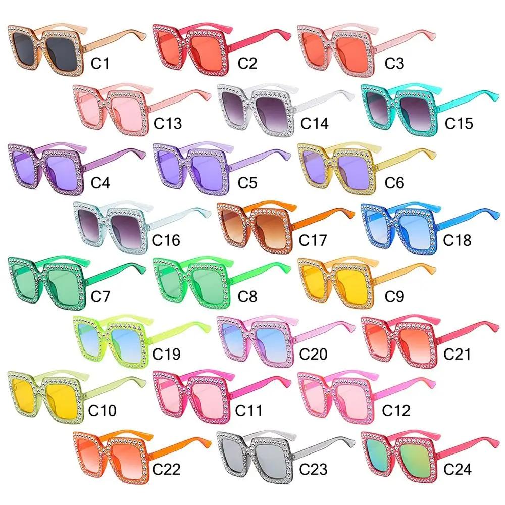 New Crystal Oversized Sunglasses for Female Rhinestone Square Diamond Sun Spectacles Retro Big Frames Sparkling Spectacles