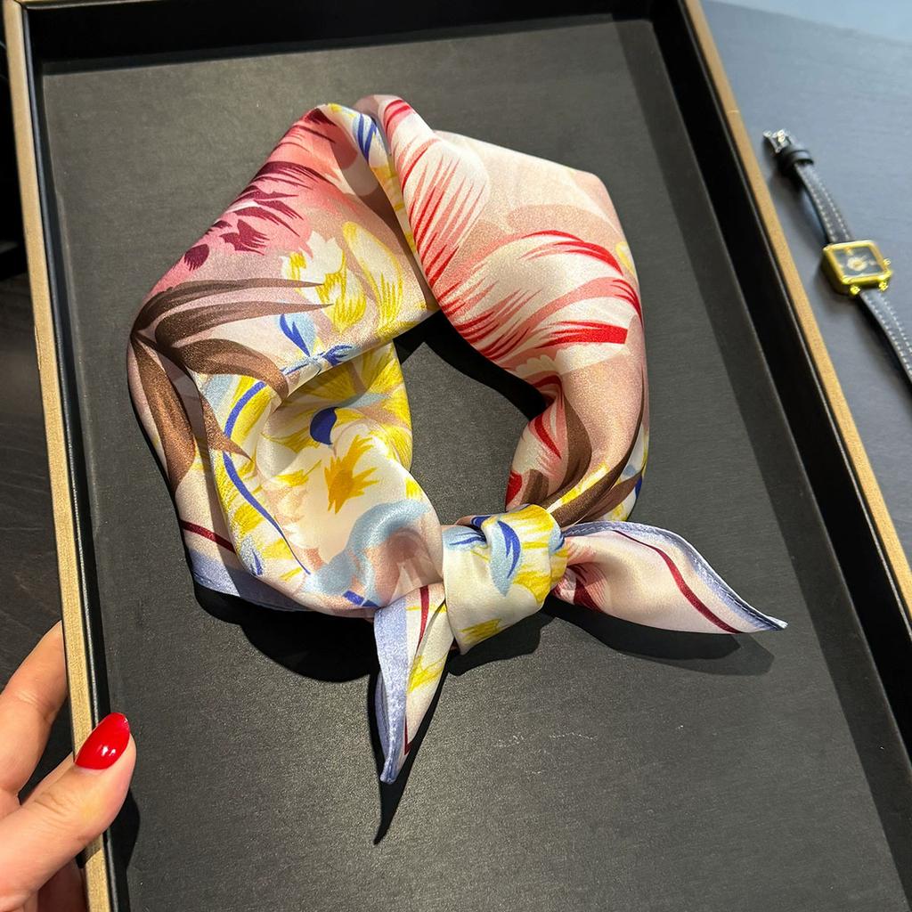 Fashion 100% Real Silk dot Scarf Women Shawls Wraps for Ladies Neckerchief Foulard Scarves Pashmina Female Hijab Bandana