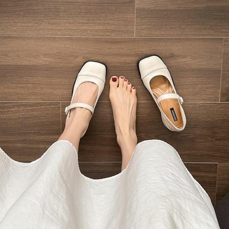 Fashion Women's Fashion Heel Shoes Autumn New Square Head Shallow Mouth Word with Anti-slip Wear-resistant Low-top Shoes