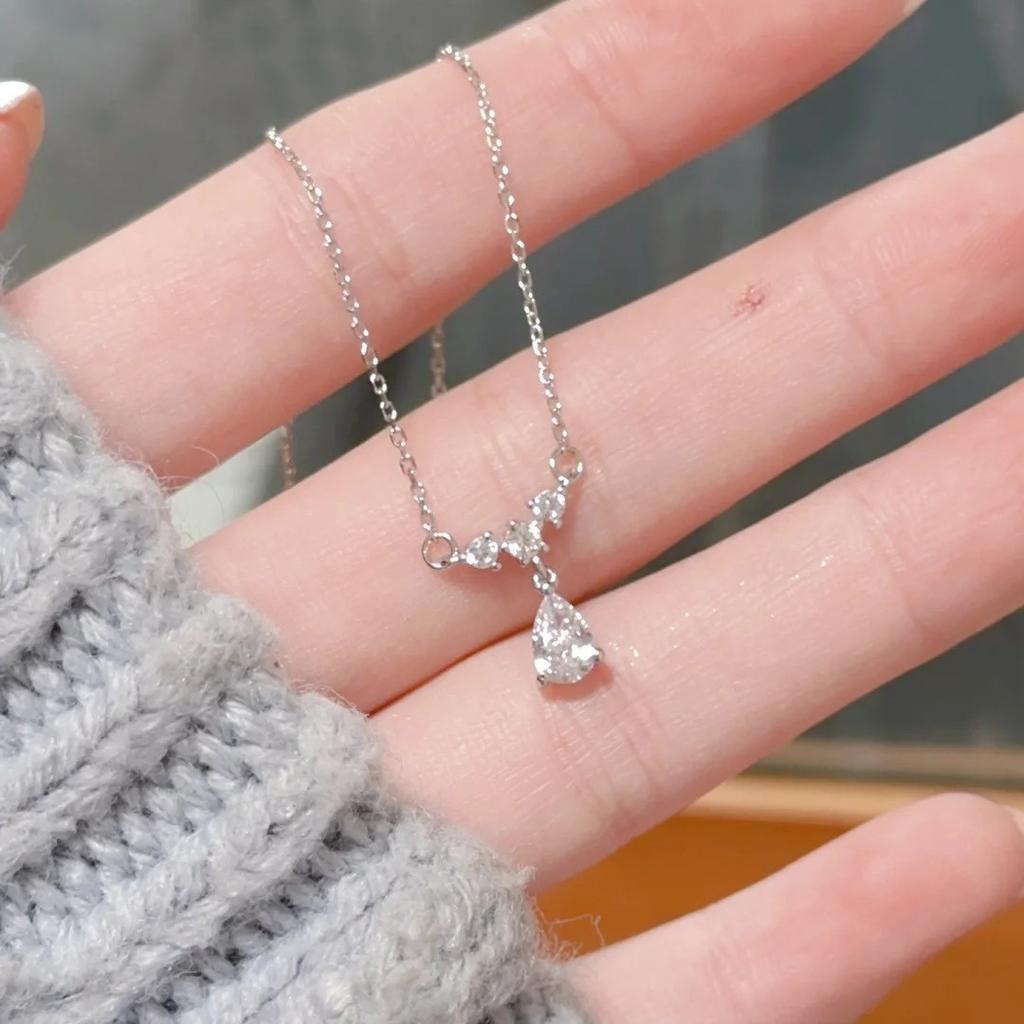 New Water Drop Necklace, Female Elf Tears, Unique Design, Water Drop Pendant, Versatile, Simple Clavicle Chain