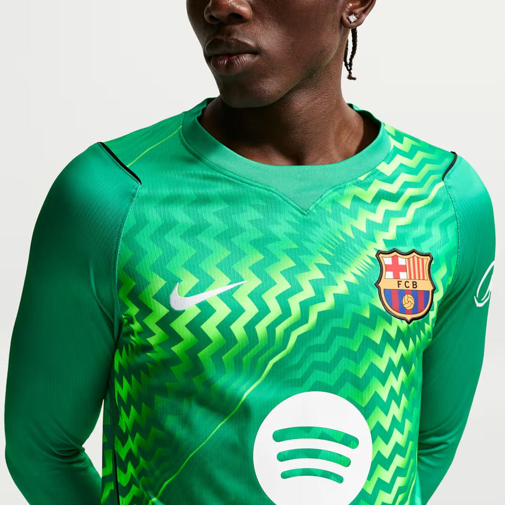 Nike Dri-FIT 2026/27 Season Barcelona Goalkeeper Color Block Crew Neck Quick-Dry Long Sleeve Football Shirt Fan Version Men tops II1997-324