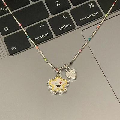 High-End Farget Perle Smiley Ansikt Blomst Halskjede - Trendy Kragebeinsmykke for Kvinner og Jenter
