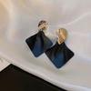 European and American pleated geometric earrings, fashion temperament, design sense, light luxury, niche personality, exquisite trend earrings