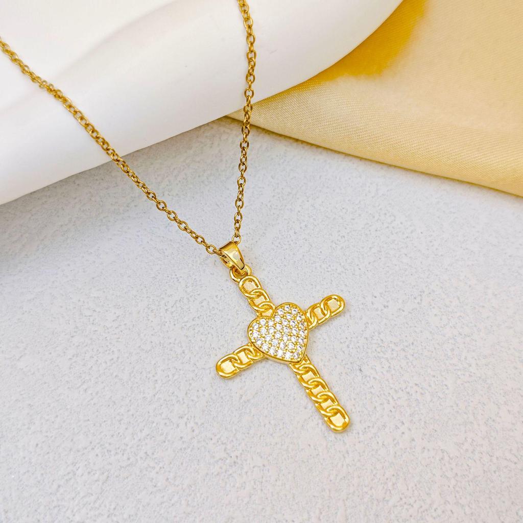Women's Gold-Plated Copper Necklace: Luxury Fu Lu Pendant Clavicle Chain - Versatile Fashion Accessory