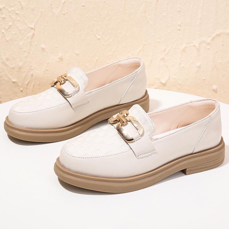 Leather metal buckle women's thick-soled round head retro casual women's shoes with one pedal and soft-soled women's single shoes