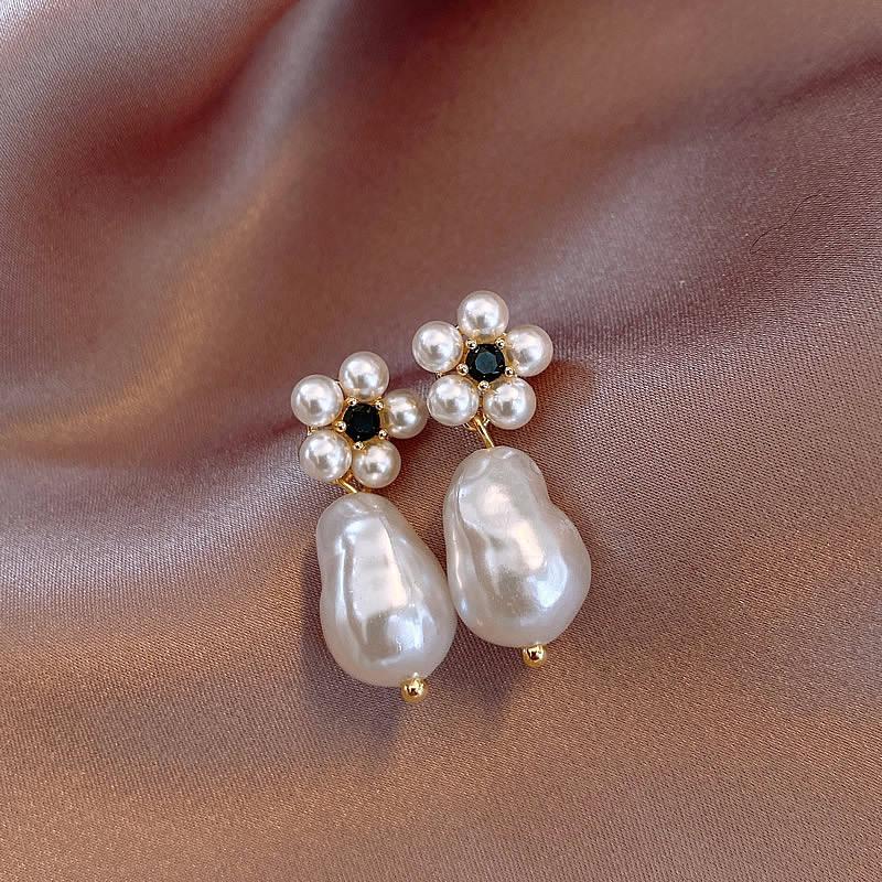 Monet garden oil painting style flower pearl earrings light luxury stud earrings French sweet small fresh earrings women