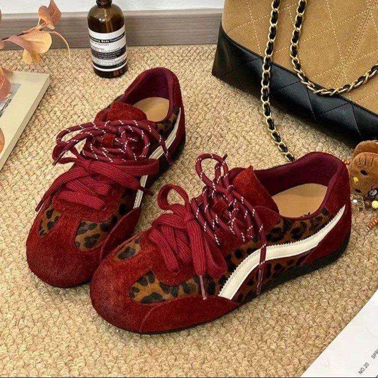 Cowhide version 2025 autumn new red leather German training shoes racing shoes women's sports and leisure shoes Forrest Gump shoes