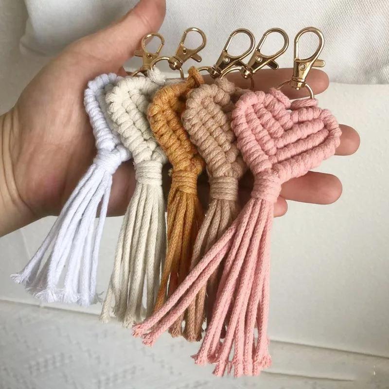 1Pcs Cute Car Keyring Handmade Macrame Heart Shaped Pendant Keychains For Women Wedding Gift
