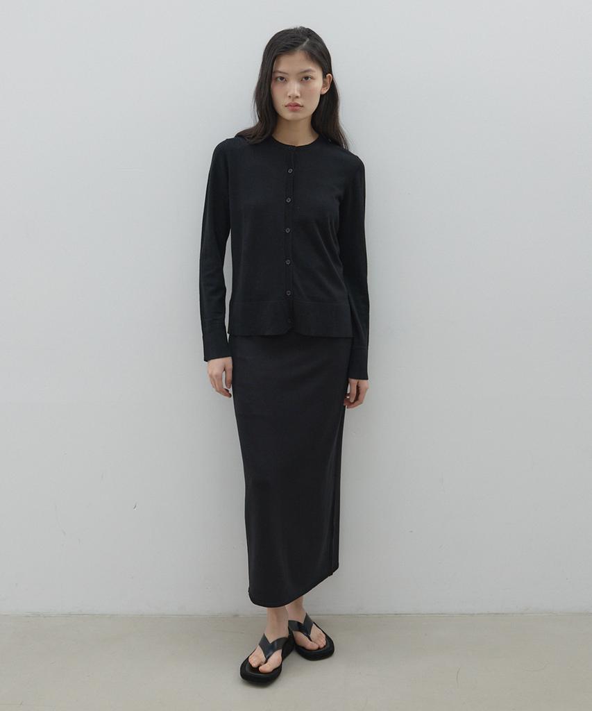 Mohe Sleek Knit Skirt _ Black