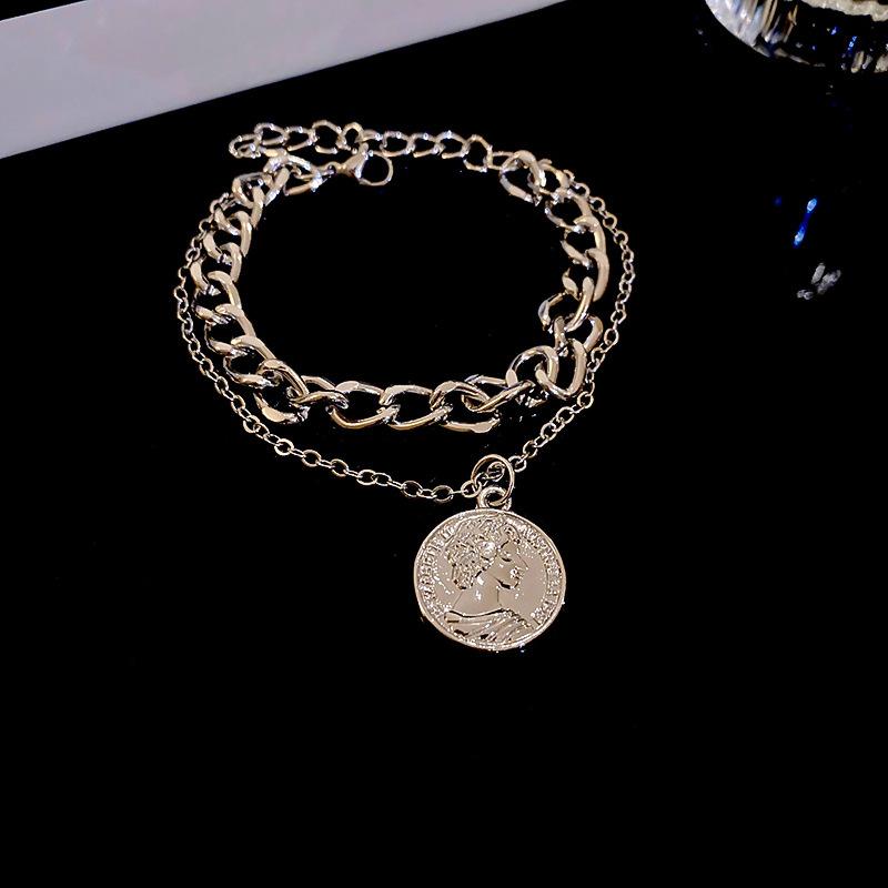 Portrait round card chain splicing multi-layer necklace personalized collarbone necklace