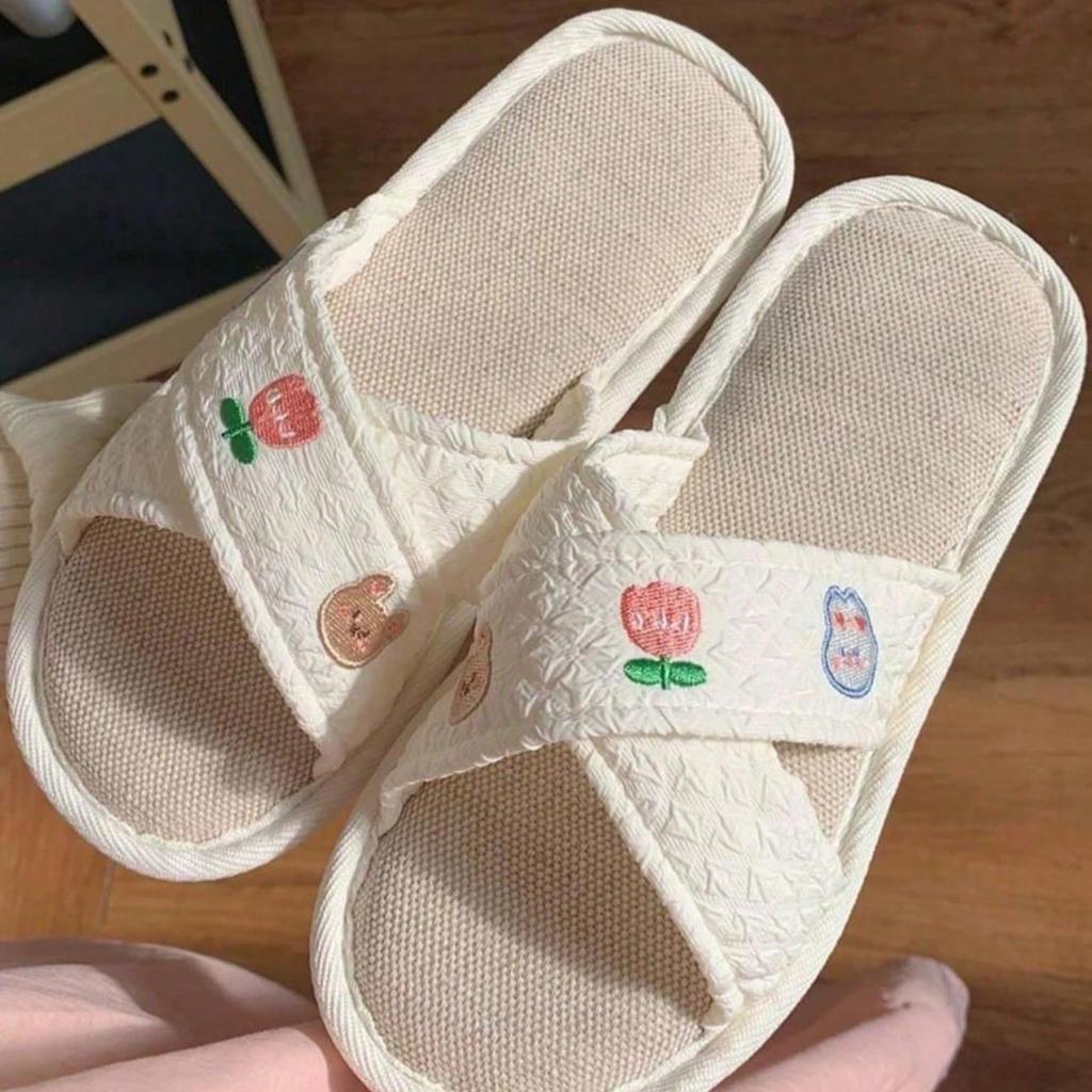 Fashion Women Home Slippers beige casual cute floral bear and rabbit pattern design Fashion Soft Comfy Indoor Non-slip Light Female New