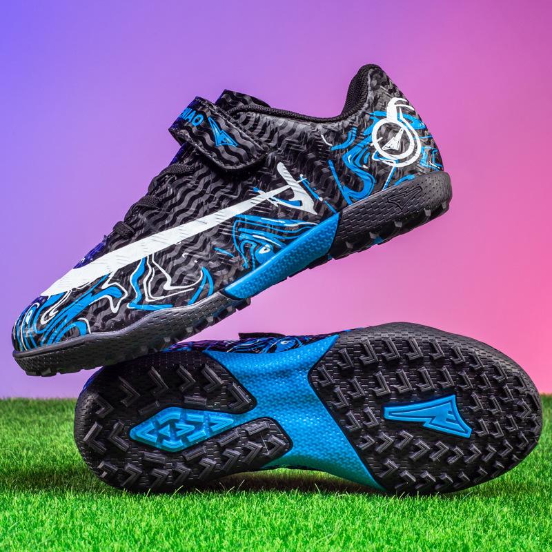 One piece 2025 Velcro children's football shoes boys broken nails girls student training shoes youth sports shoes