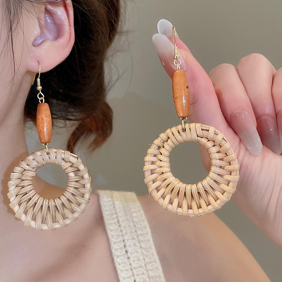 Coffee-Colored Wooden Bead Teardrop Tassel Earrings In Retro Ethnic Style