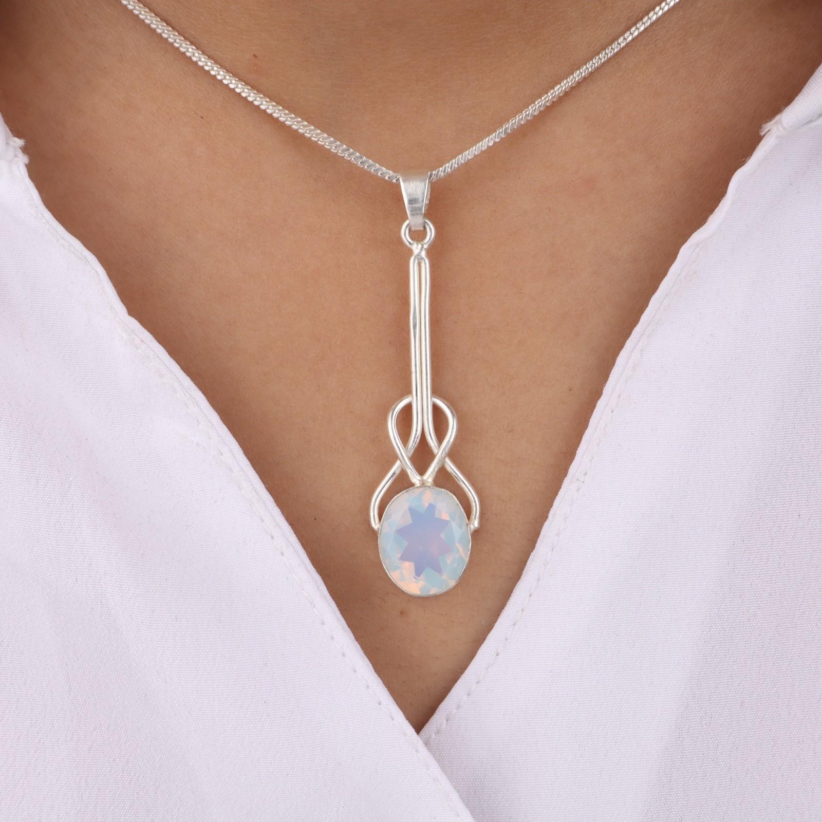 

Молочный опал драгоценный камень 925 стерлинговое серебро ювелирные изделия ручной работы кулон 1,79 для женщин PP-60-19