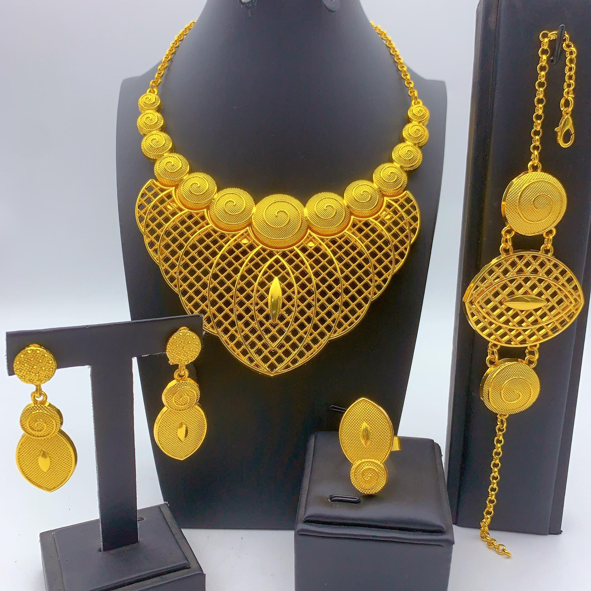 African Gold-plated Jewelry Four-piece Arab Indian Ladies Necklace Bracelet Earrings Ring Jewelry Set2026 42CM