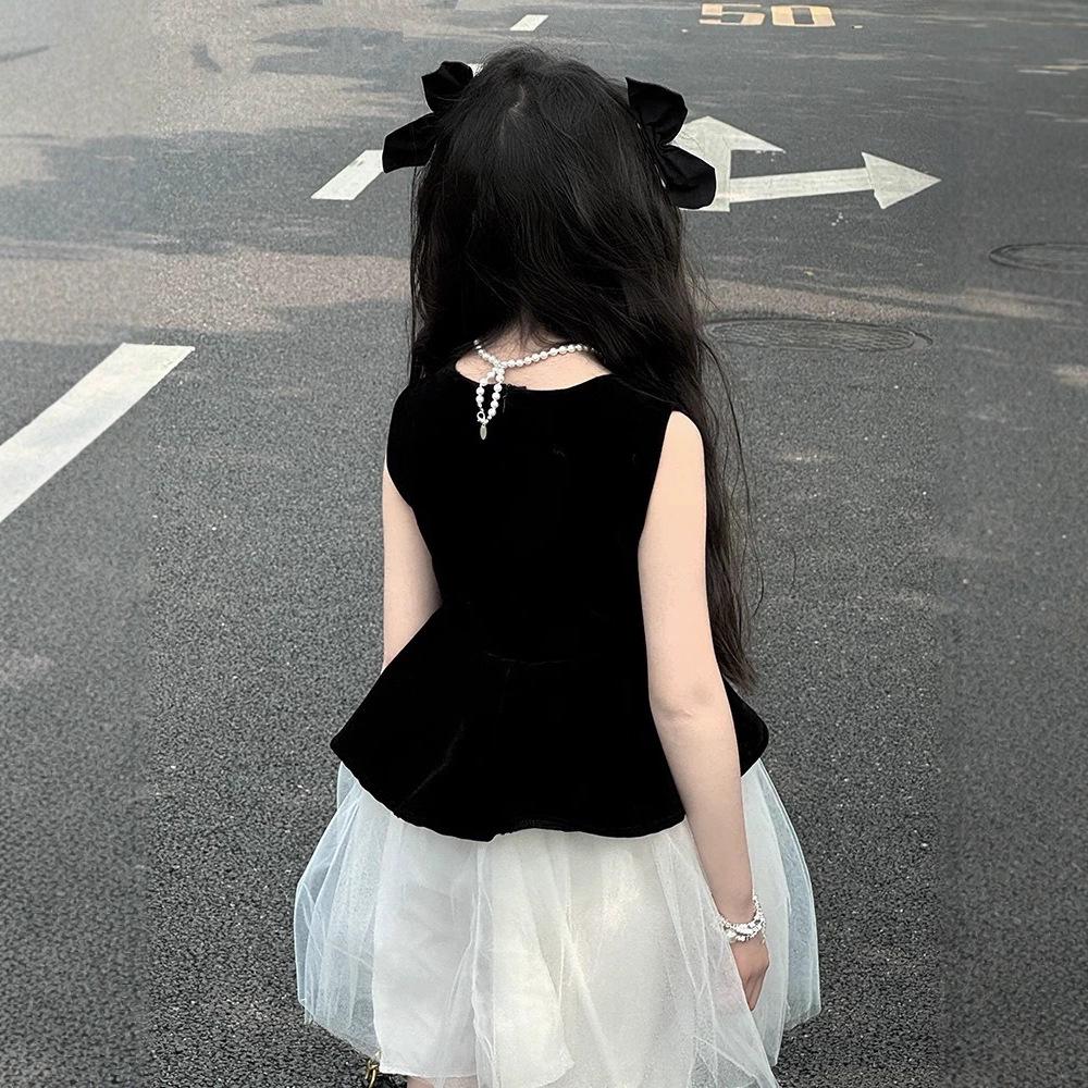 Sofort verfügbar Hochwertiges Schwarzes Netzkleid für Mädchen - Stilvolles 2026 Design