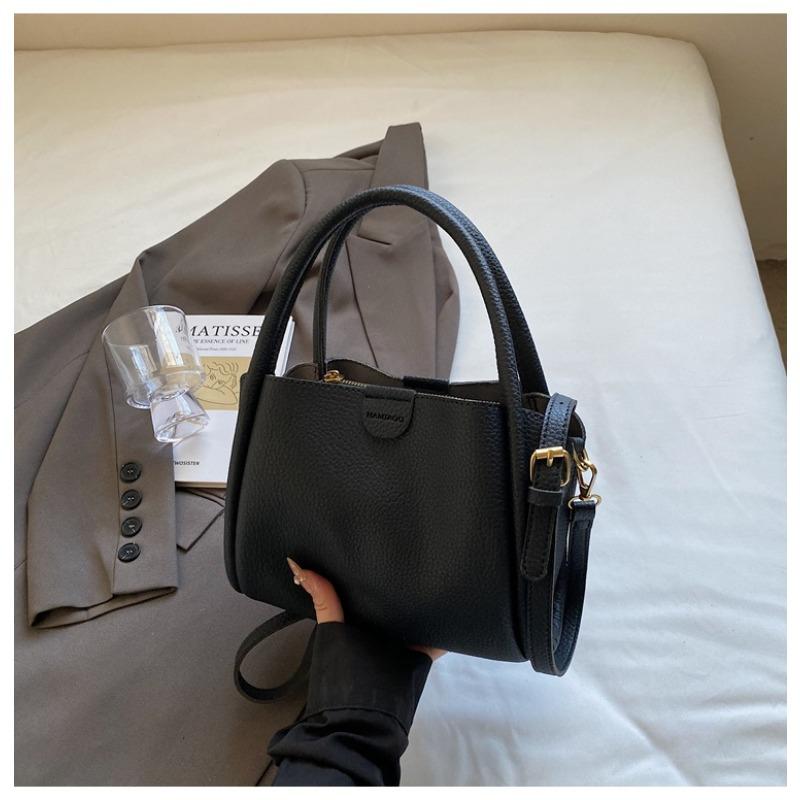 Bucket Bag Women's New Spring and Summer Niche High-end Commuting Versatile Single Shoulder Messenger Bag Solid Color Women's Bag Small