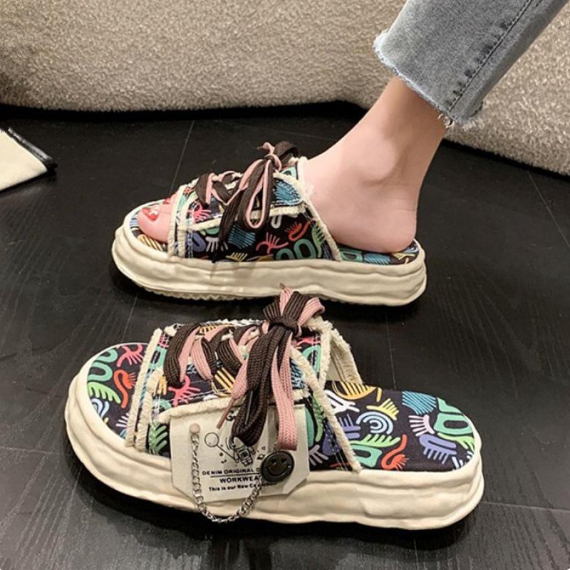 Fashion Women Sandals Cute Bear Platform Slippers Women Wear Seaside Beach Shoes New Summer Canvas Half-drag Women Shoes Sandalias Mujer