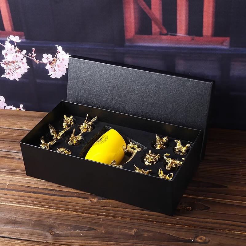 Changqi Chinese Zodiac Baijiu Cup and Decanter Set