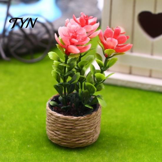 Decorative Plastic Plants Mini Artificial with Vase, Small Fake In Handwoven Seagrass Flowers Baskets, Realistic Faux Floral Arrangement for