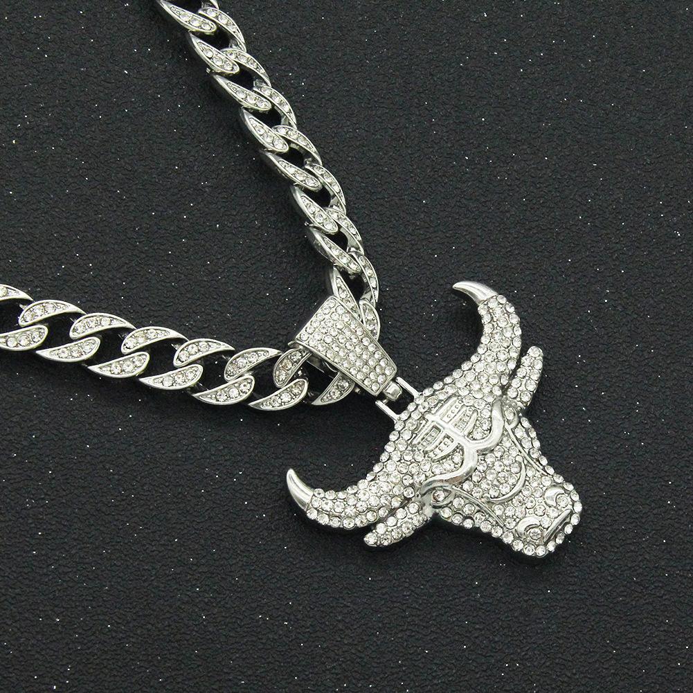 Three-dimensional Diamond-set Bull's Head Pendant Cuban Chain Big Gold Chain, European and American Hip Hop Cool Punk Hipster Wear Necklace