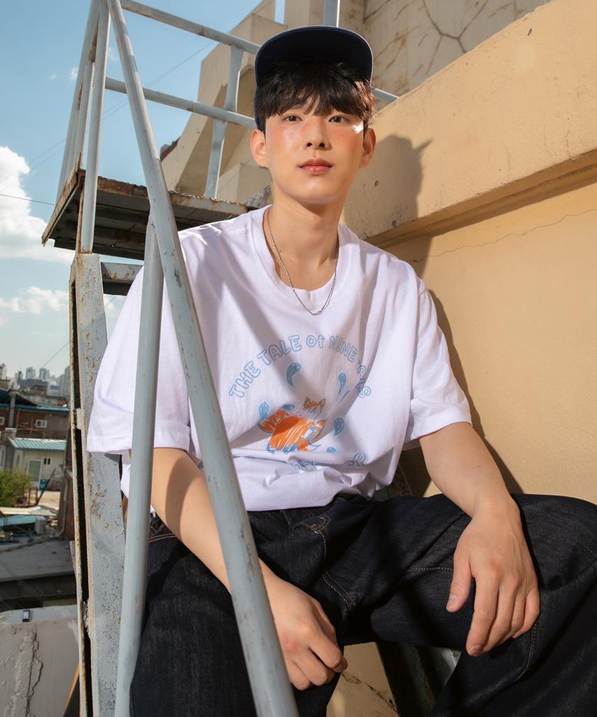 HENRIK207061 Ninetails Henrik White Short Sleeve Tee
