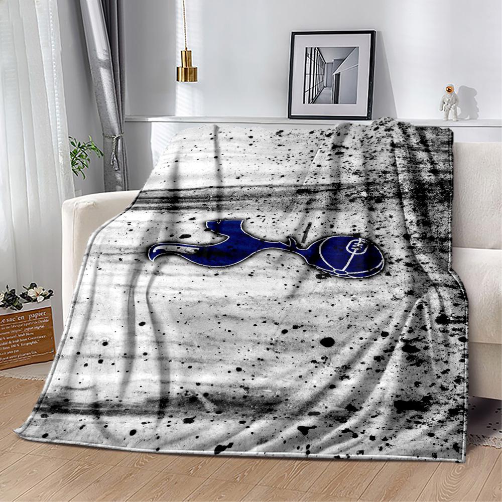 Kane's Moment Glory Blanket Durable Comfort Suitable for Seaside Sofa Chair for All Seasons Stylish Decor Gifts For Family Or Friends