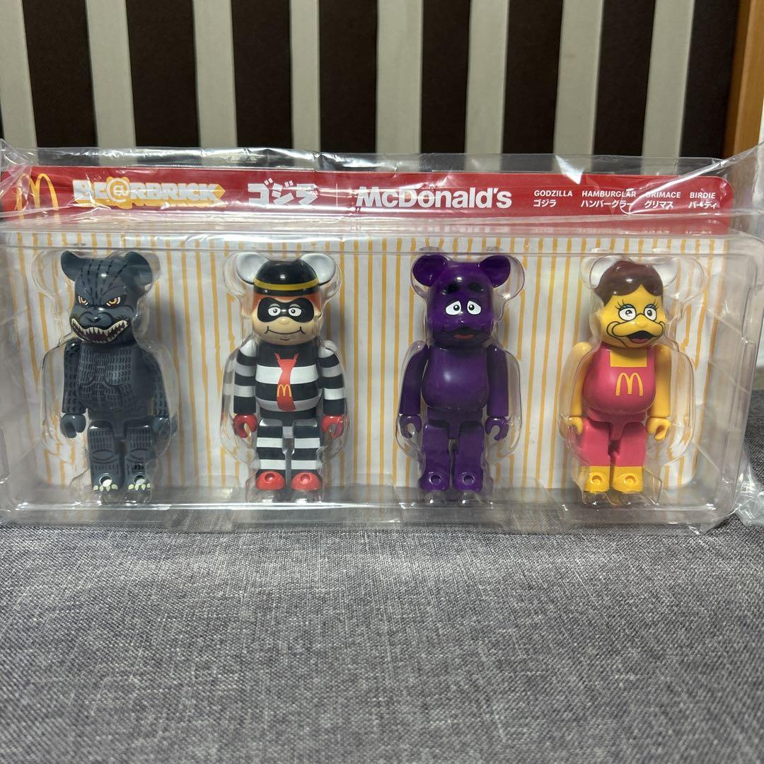 

[USED] McDonald s Godzilla figure