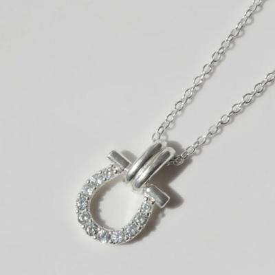 Women's Daily Accessory Sari Horseshoe Cubic Necklace
