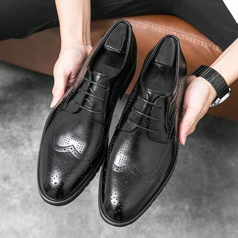 Sommer Retro Herren Formelle Lederschuhe Schwarz Braun Herren Schnürschuhe Business Büro Markenschuhe Hochzeitsbankett Schuhe Herren Größe 38-46