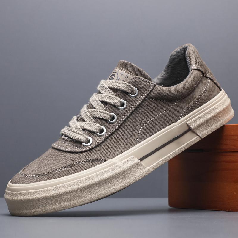 Fashion Classic Men Canvas Shoes Spring Autumn Fashion Solid Color Men Vulcanized Shoes Lace-up Black Casual Shoes Men Sneakers SS25831