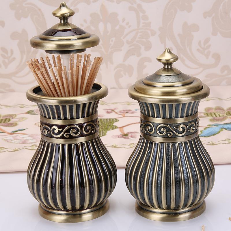 Metal Creative European Retro Toothpick Box Seat High-end Automatic Hand Pressing Living Room Dining Table Hotel High-end Toothpick Holder