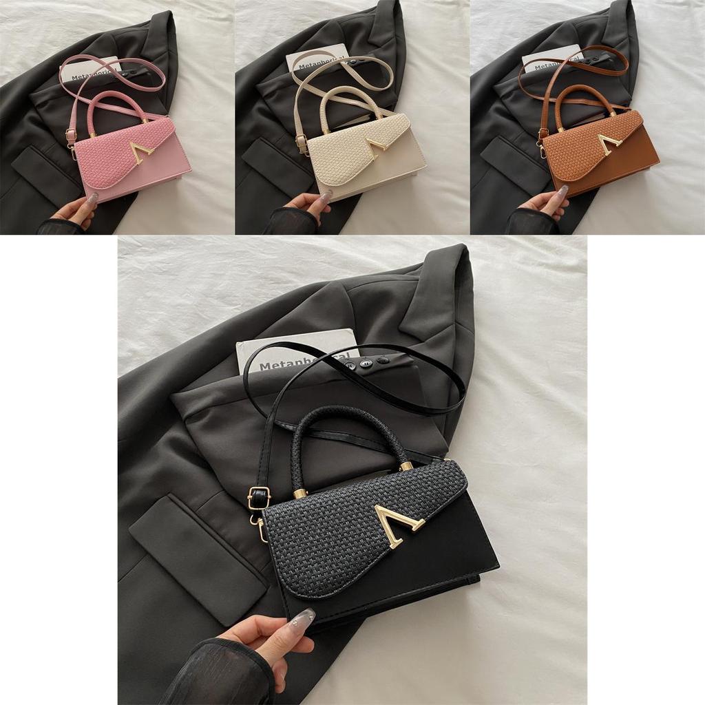 Minimalist Pu Small Crossbody Bag With V Letter Decoration For Casual Wear