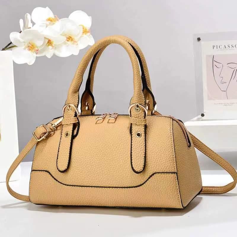 Stylish Large Capacity Patchwork Handbag Versatile For Daily Use With Chic Design