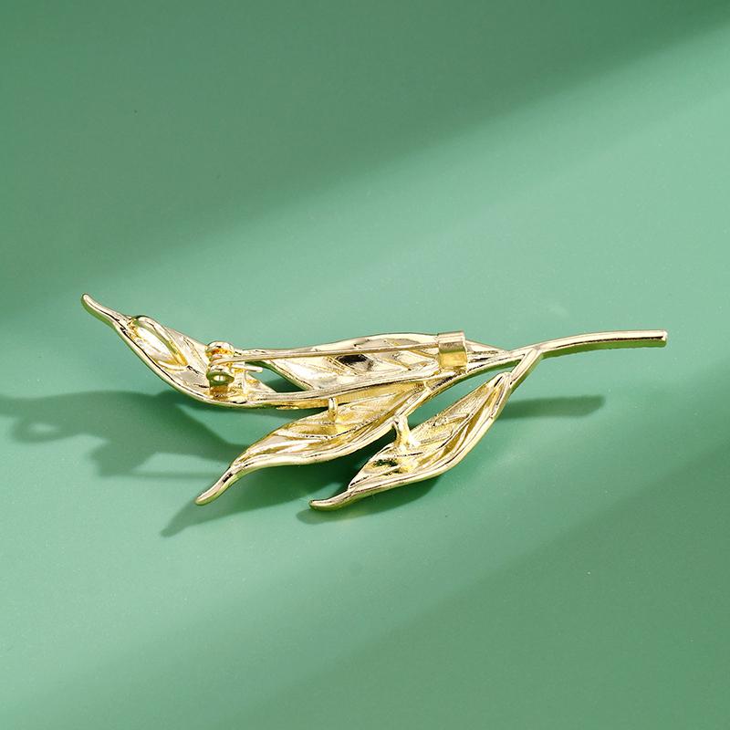 1Pcs Metal Rhinestone Simple Plants Brooches Green Enamel Leaves Brooch Pins For Women's Clothes Backpack Gifts