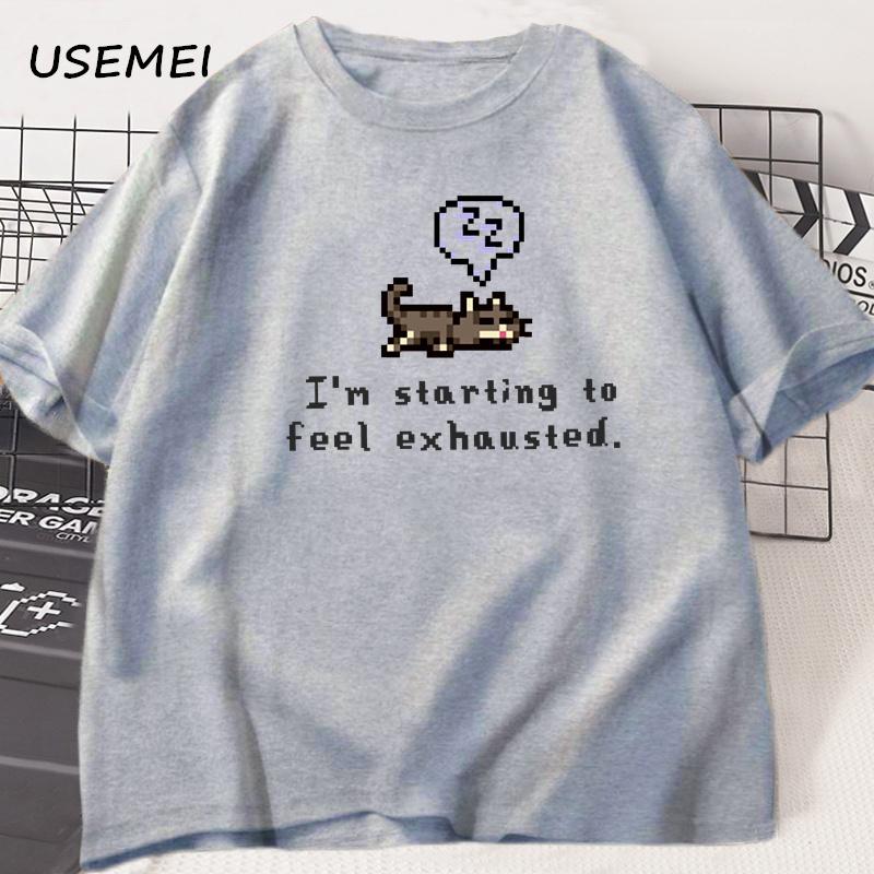 Ich fange an, mich erschöpft zu fühlengraphische T-Shirts Stardew Valley Schläfliche Katze Druck T-Shirt Gamer Liebhaber Baumwolle Kurzarm T-Shirt