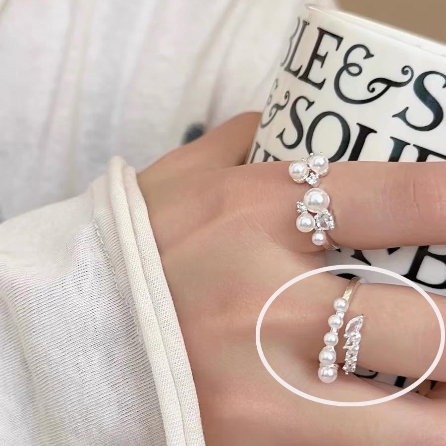 

2024 Нишевое кольцо с жемчугом: Женский аксессуар на указательный палец класса люкс