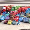 Bilar leksak Pixar Cars Blixten McQueen Jackson Storm Bärgarn Sally Sheriffen 1 : 55 Legering Tryckgjutning Miniatyrbil Pojke Julklapp