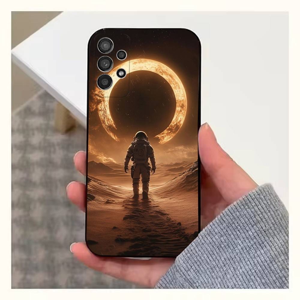Universe Art Astronaut Case For Samsung S23,S25,S20,S10,S9,S21,S24,S22,Ultra,FE,Plus,Lite,Soft Silicone Black