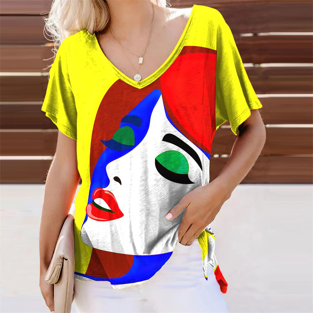Anime Face Graphic Girl 3D Print T-shirts Women Retro Streetwear V-Neck T Shirt Harajuku Oversized Tops Tees Woman Clothing