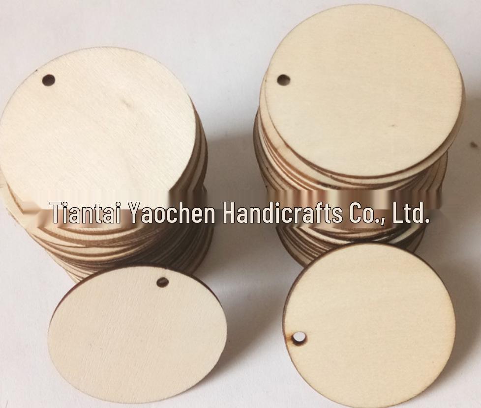 

Round Wooden Plywood Chips with Holes – Creative Ornament Pendants