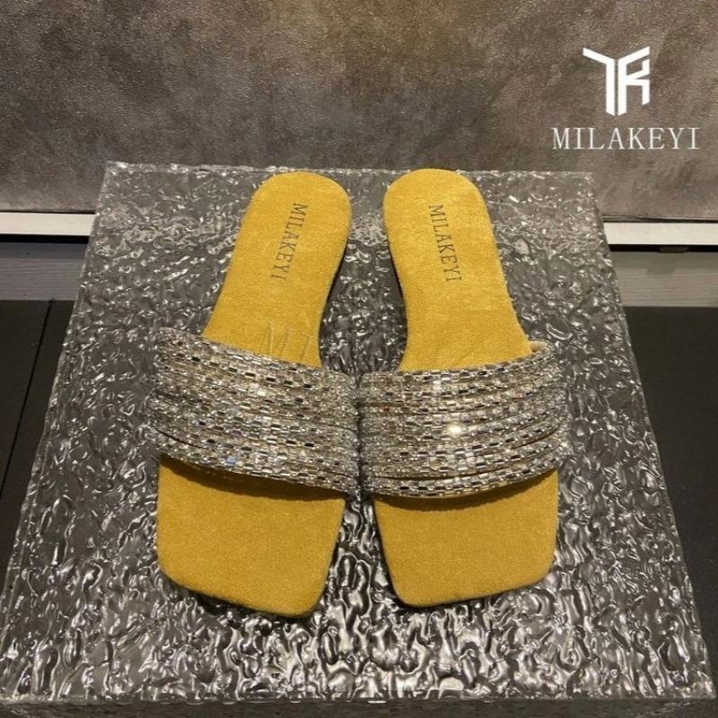 2024 Women's New Slippers Luxurious Rhinestone Designer Women's Fashion Summer Casual Open Toe Flat Beach Slippers