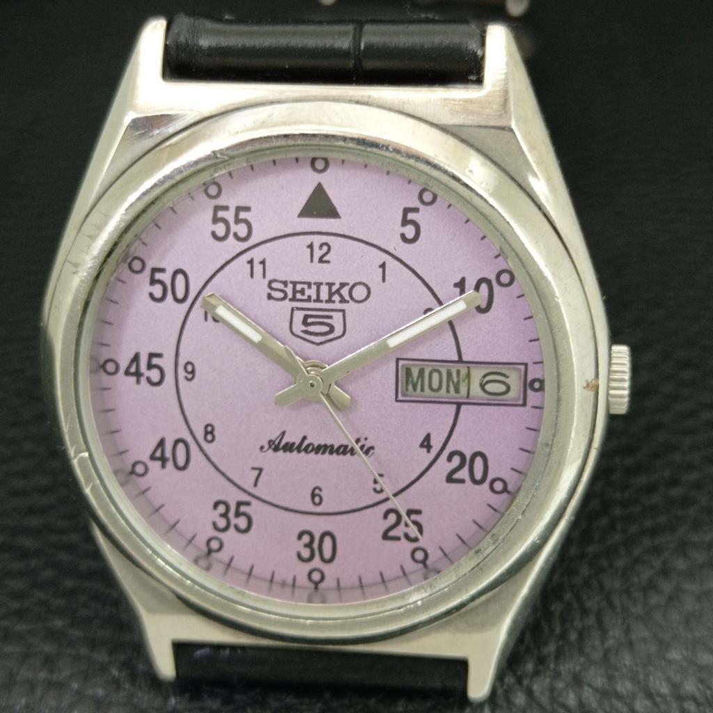 VINTAGE SEIKO 5 AUTOMATIC 7006A JAPAN MENS PURPLE COLOR DIAL WATCH a708529-1