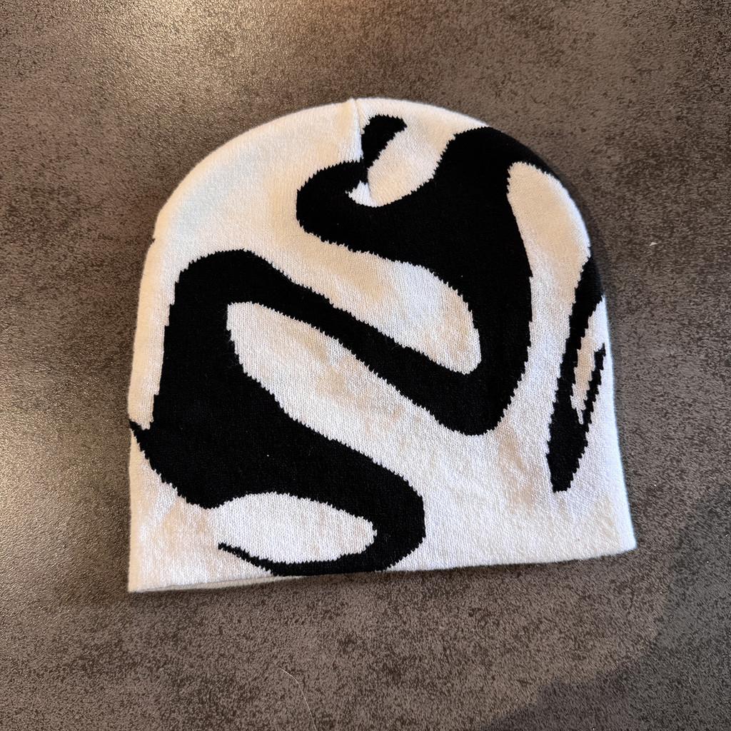 Halloween Knit Cap With High Top Design Acrylic Warm Hat For Autumn And Spring