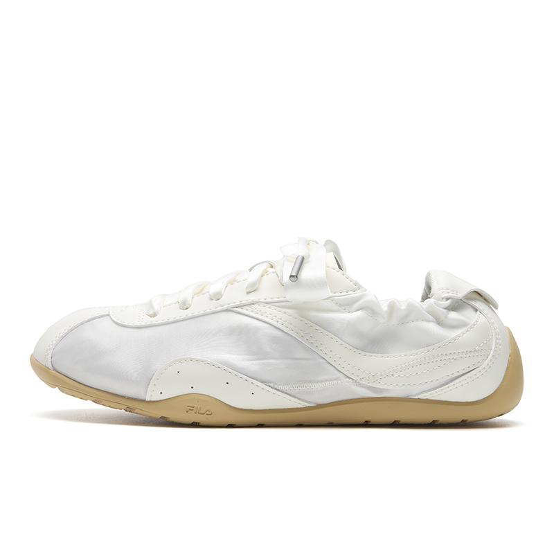 

FILA Abrasion Resistant Lightweight Low top Casual Shoes Women s White Marshmallow F12W622182FMM 36.5